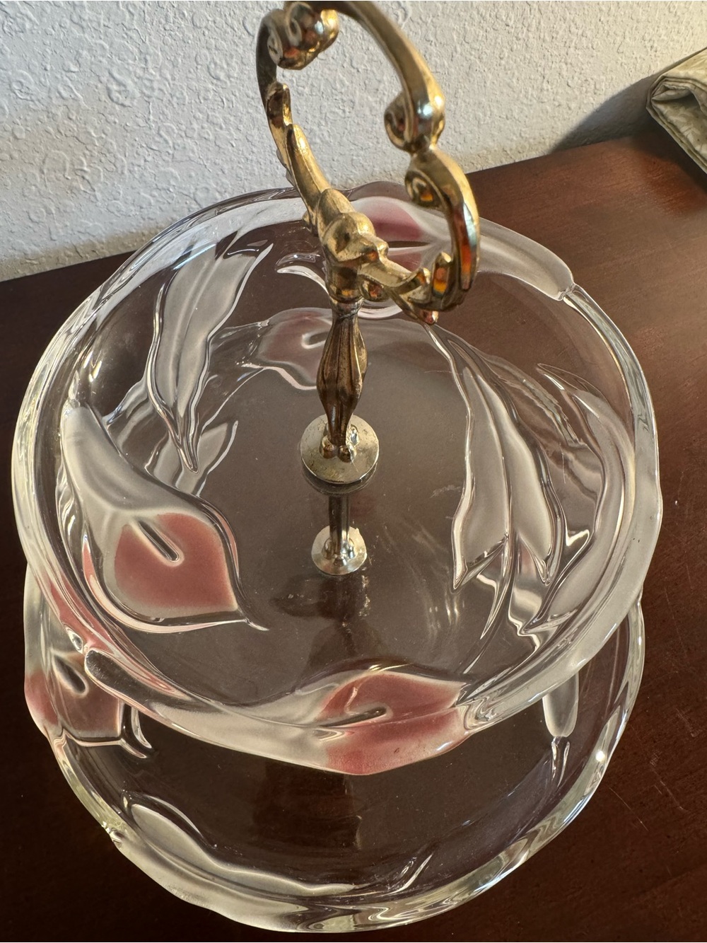 Mikasa Two-Tier Glass Serving Stand with Gold Handle and Pink Floral Accent